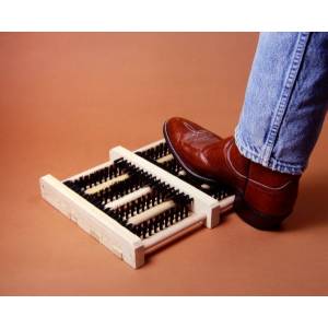 Gift Corral Hands Free Brush Boot Cleaner