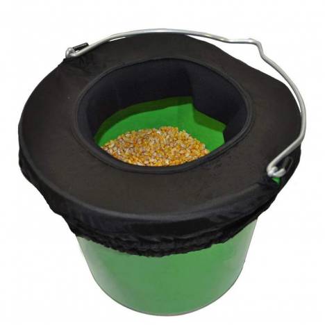 Horse Spa Water-n-Hole Bucket Rim