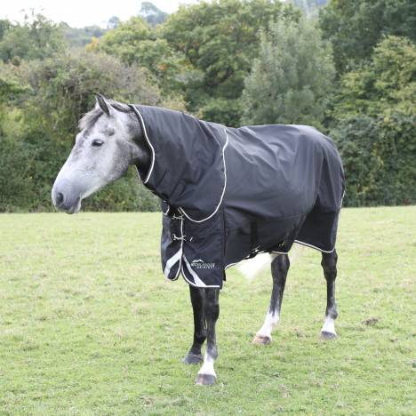 Shires Highlander Plus 200 Standard Neck Cover