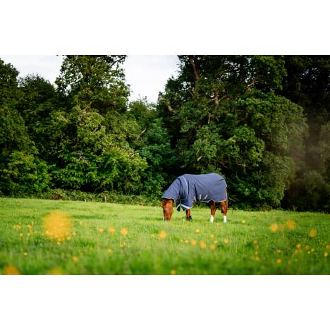 Rhino Plus Medium Turnout Blanket With Vari-Layer