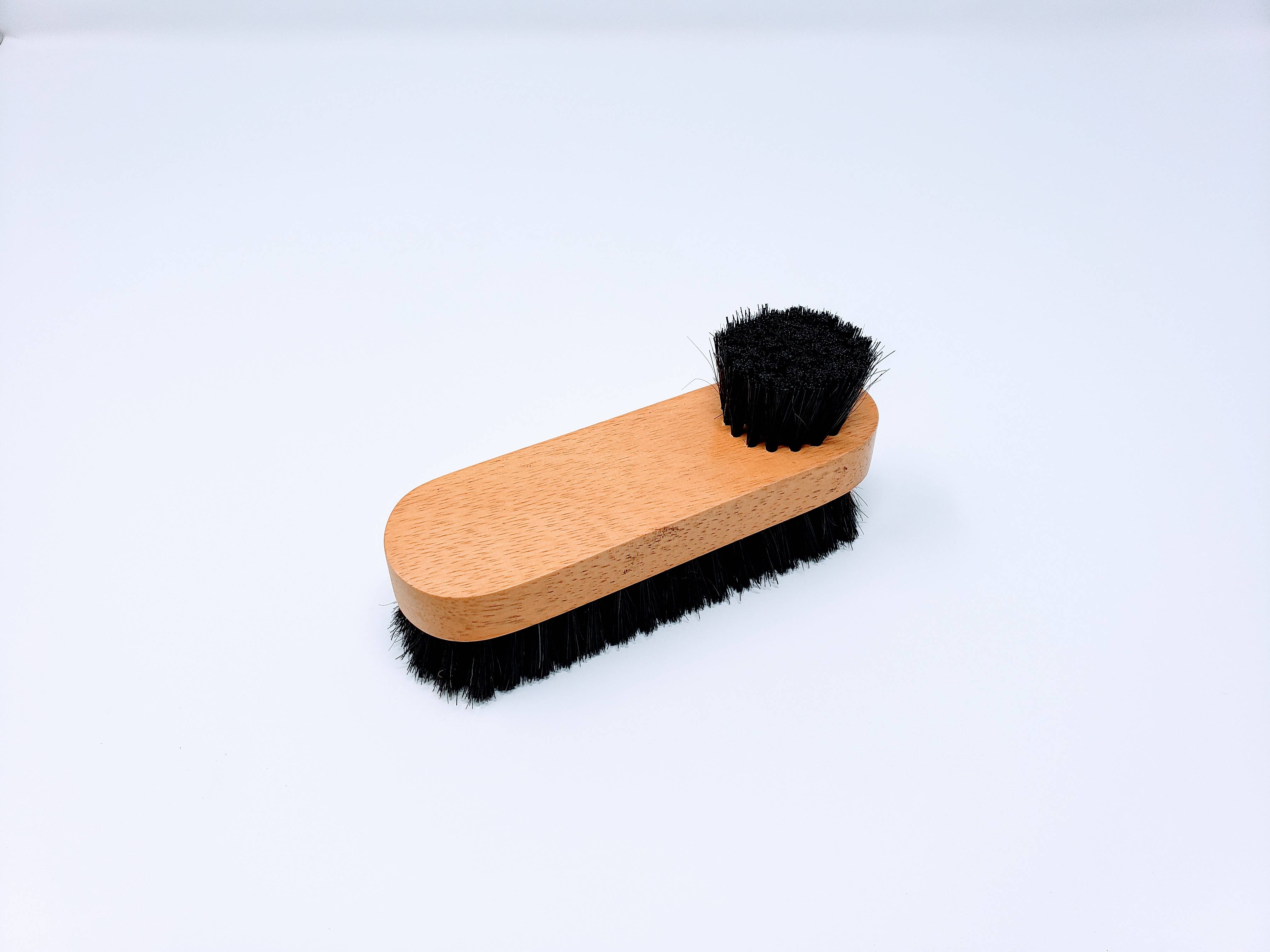 Imperiale Boot and Tack Brush with Polish Applicator