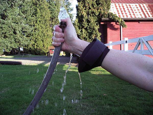 Cashel Aqua-Shield Wrist Wrap