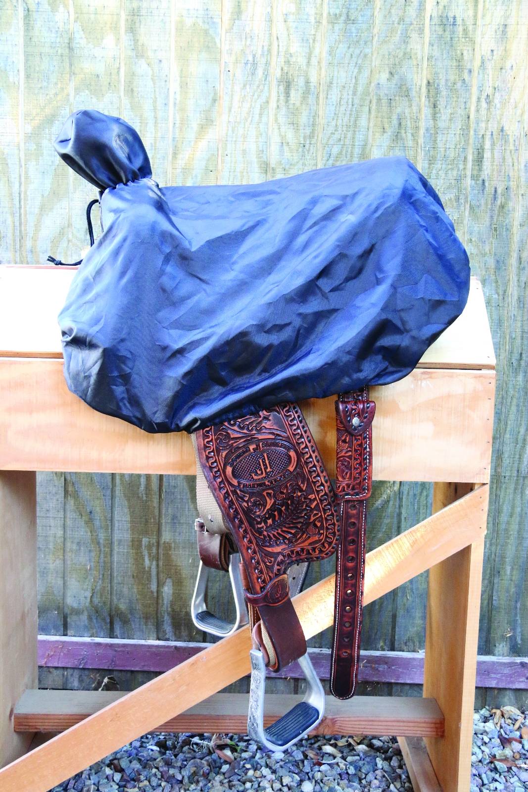 Professionals Choice Western Saddle Cover
