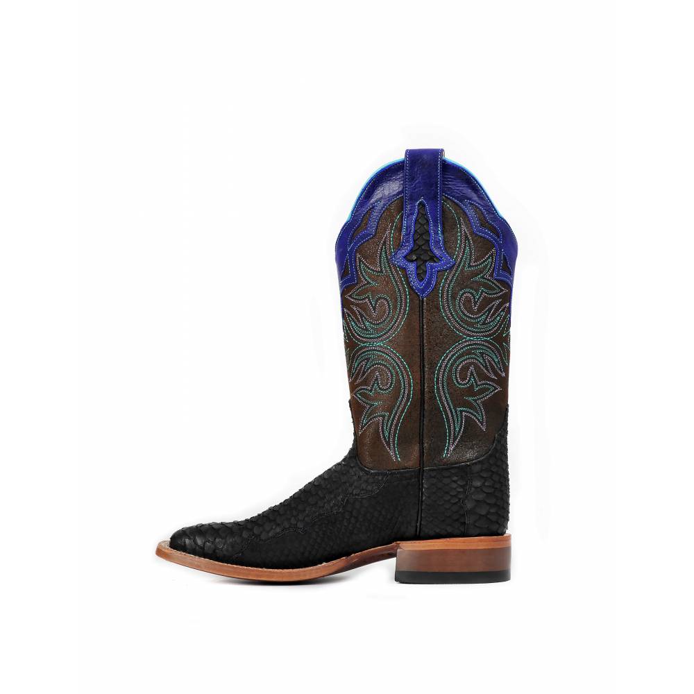 ladies suede cowboy boots
