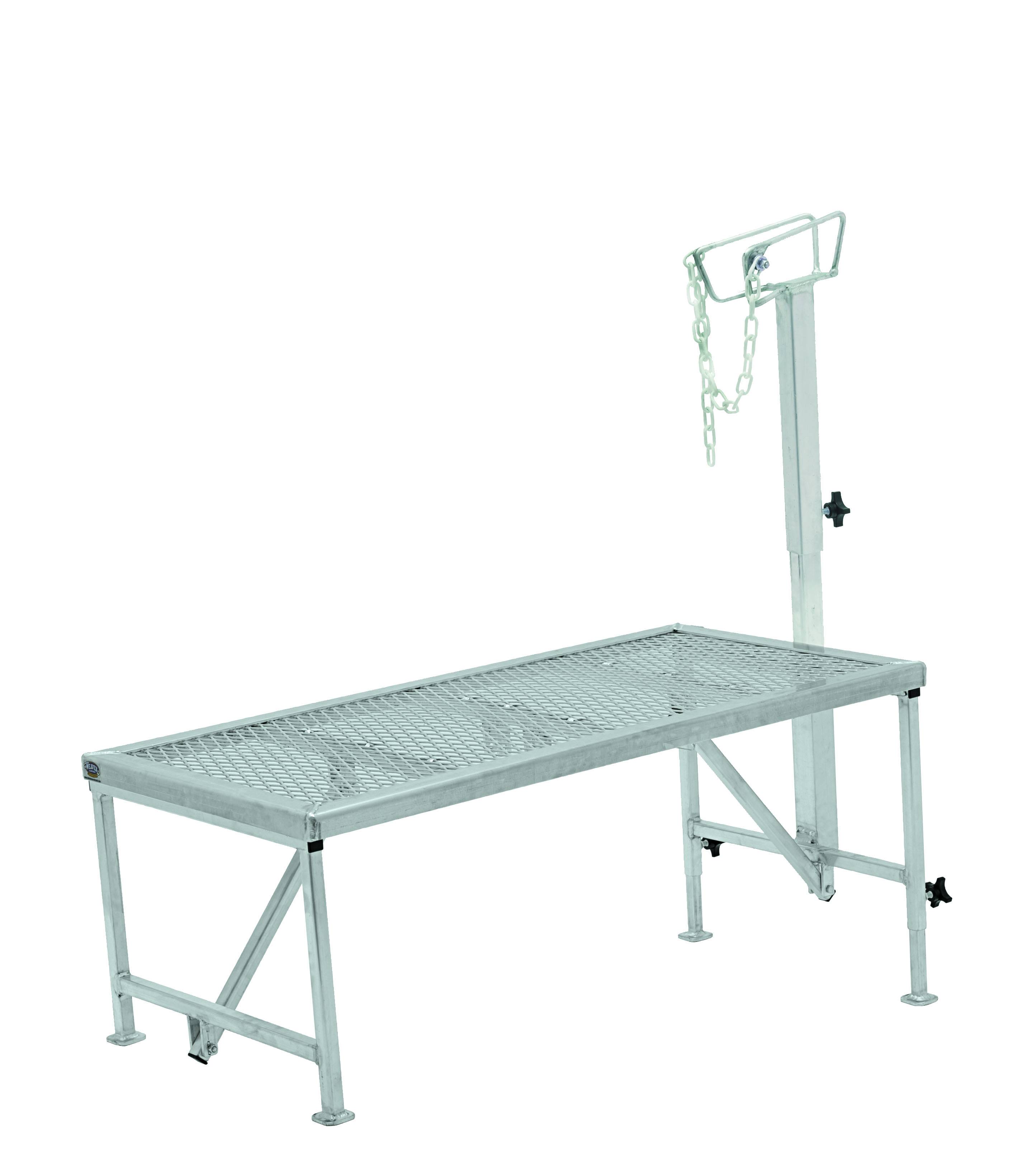 Weaver Aluminum Trimming Stand With Adjustable Headpiece