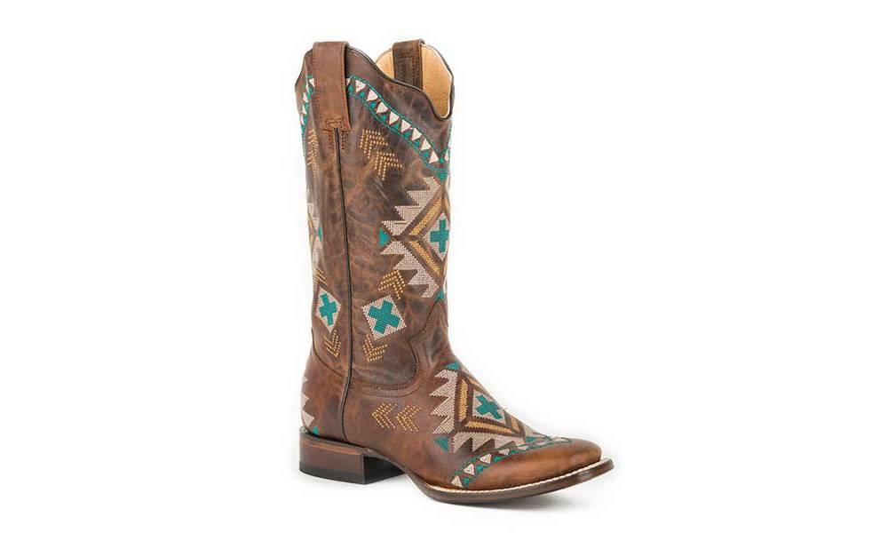Cowgirl Embroidered Studded Boot - UOIOnline.com: Womens 