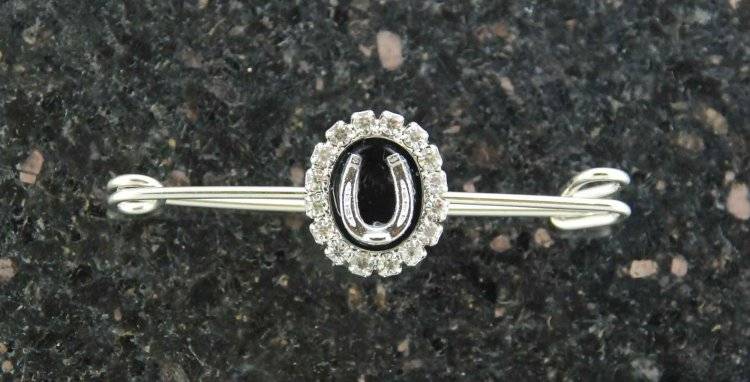 Finishing Touch Black Onyx Oval Stock Pin with  Horseshoe & Rhinestone Chain