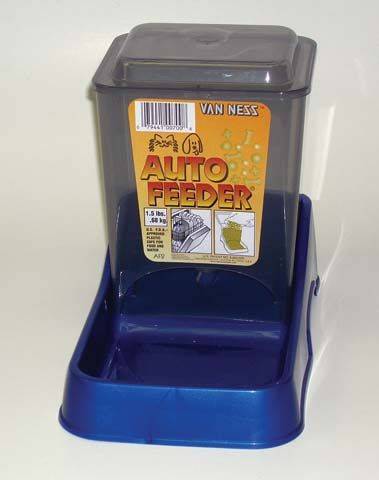 Van Ness Automatic Pet Food Feeder