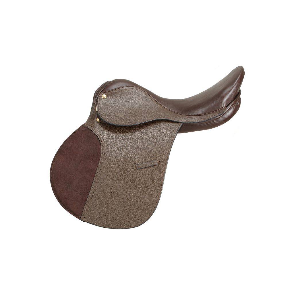 EquiRoyal Huntcraft Jump Saddle Package